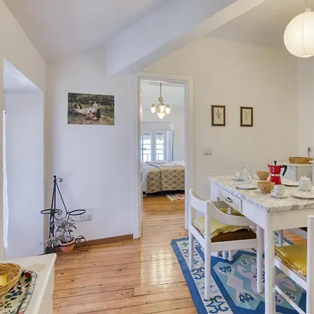 Piccolo Antico Stunning View - Happy *