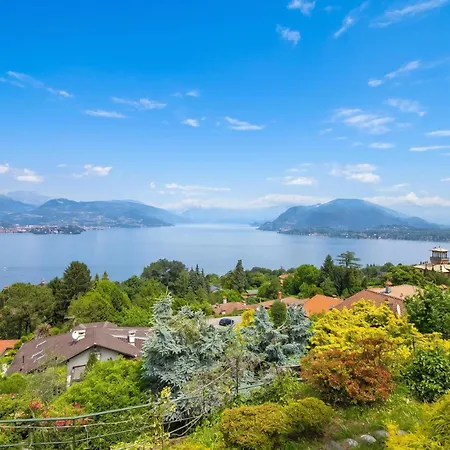 Piccolo Mondo Antico: Stresa 2Br Apartment With Lake View - Happy Rentals *